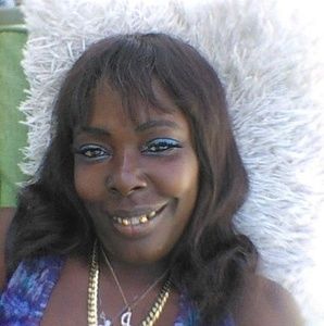 Meet your Posher, Gennetta